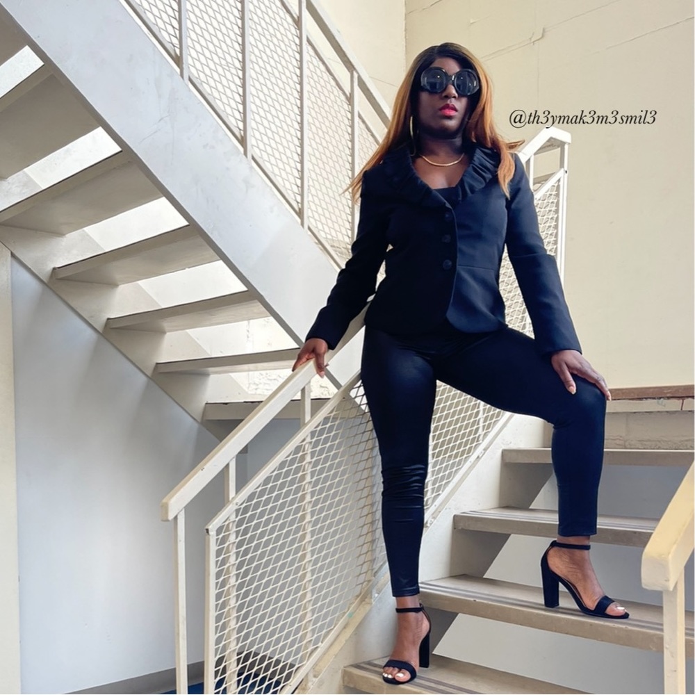 ⏳♻️ Evan Picone Suit Black Ruffle Blazer size 8